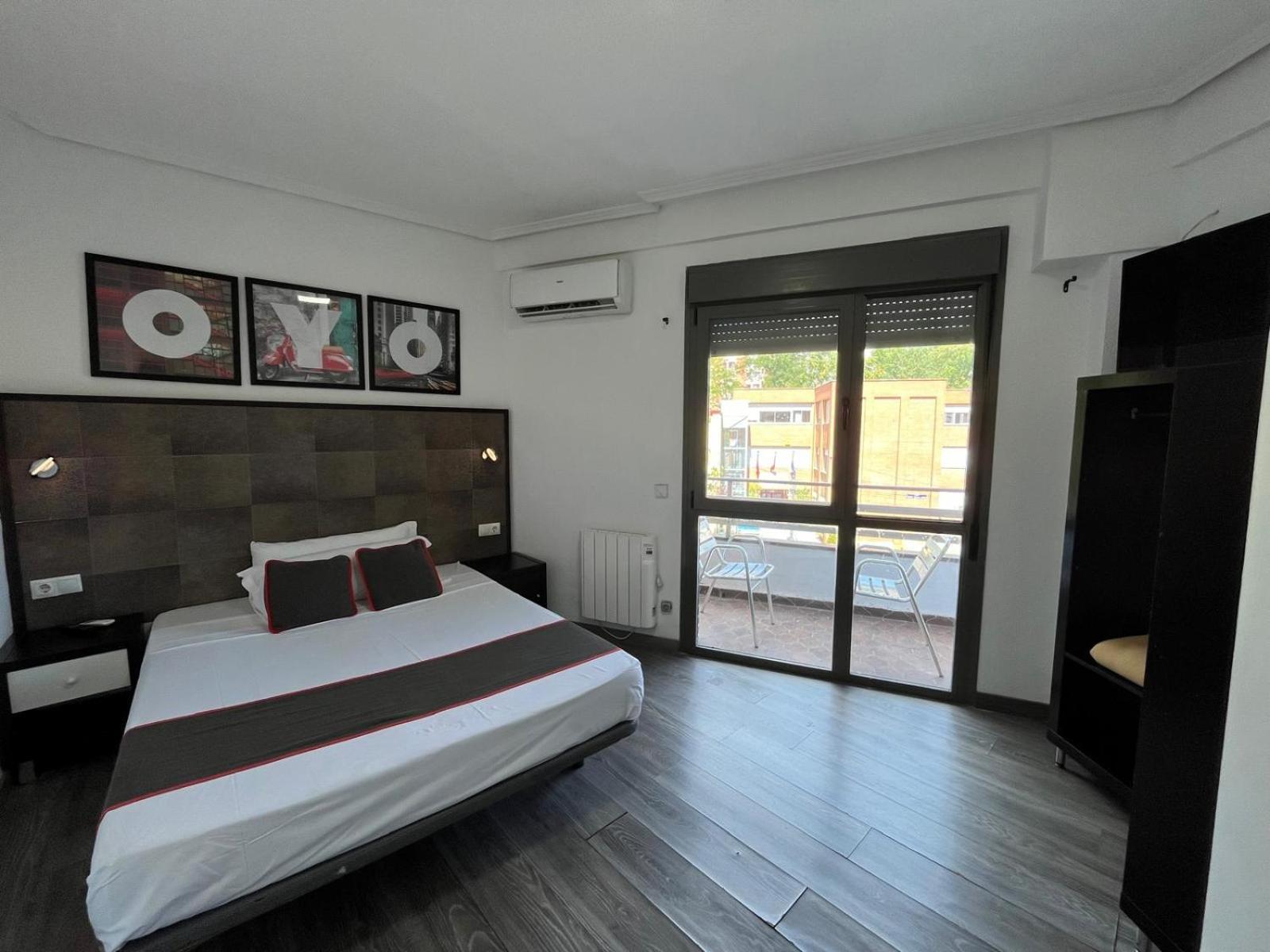 Hello Feria Hotel Madrid Exterior foto